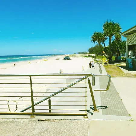 3 Bedroom Central Beachside Kingscliff Apartment With Pool Exterior photo