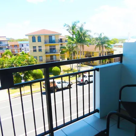 3 Bedroom Central Beachside Kingscliff Apartment With Pool Exterior photo