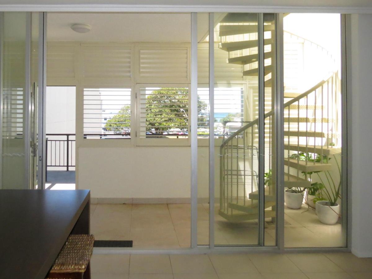 3 Bedroom Beachside With Pool *